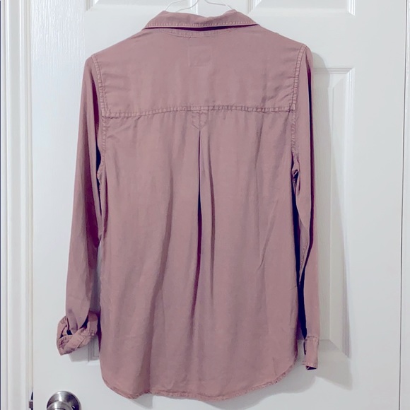 ‼️SALE‼️ AE Button Down Shirt - Picture 2 of 4